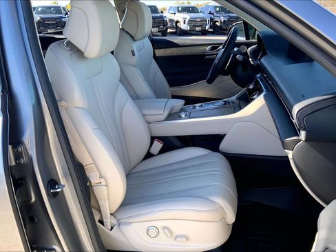 Used 2021 Genesis GV80 3.5T image 9