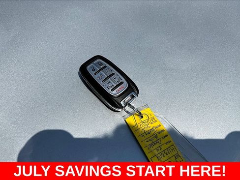 Used 2024 Chrysler Pacifica Touring-L FWD image 38
