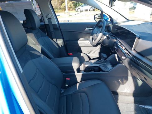 New 2026 Kia Sportage SX image 10
