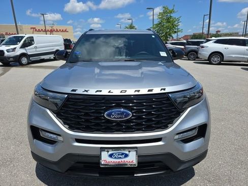 Certified 2023 Ford Explorer ST-Line w/ Class IV Trailer Tow Package AWD/4WD image 8