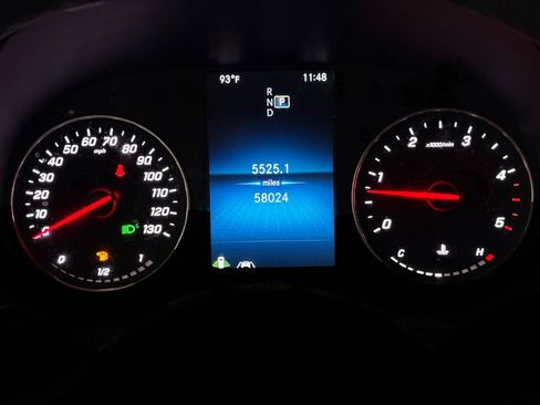 Used 2021 Mercedes-Benz Sprinter 2500 image 4