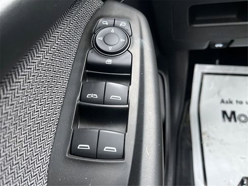 Used 2024 Chevrolet TrailBlazer LT image 39