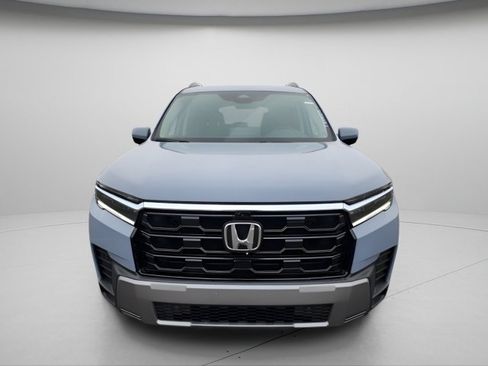 New 2026 Honda Pilot Elite image 2