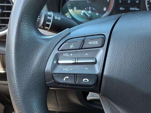 Used 2019 Hyundai Kona SE FWD image 23