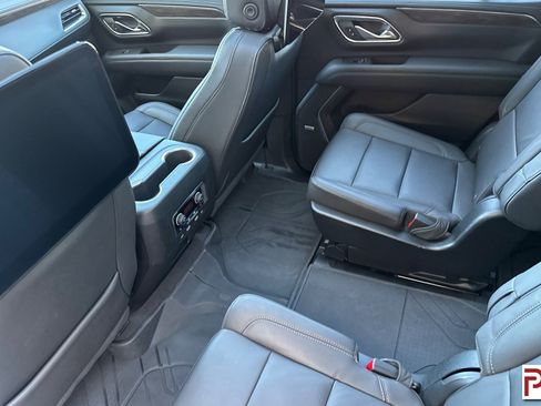 Certified 2024 Chevrolet Tahoe Z71 w/ Luxury Package AWD/4WD image 14