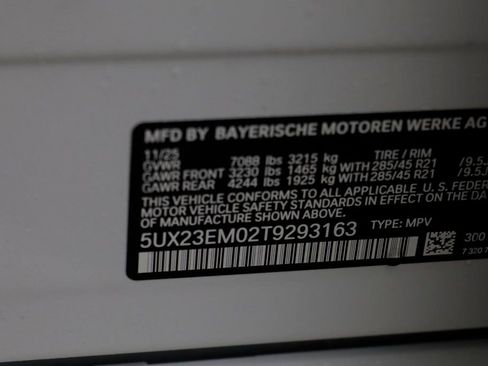 New 2026 BMW X7 xDrive40i w/ Climate Comfort Package image 24