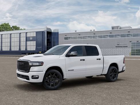 New 2027 RAM 1500 Laramie AWD/4WD image 3