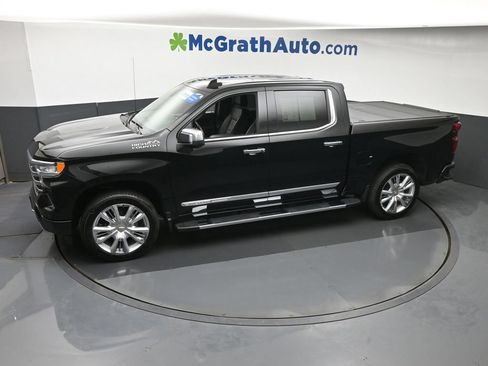 Used 2025 Chevrolet Silverado 1500 High Country w/ High Country Premium Package AWD/4WD image 22