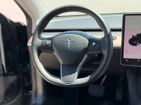 Used 2021 Tesla Model 3 Long Range AWD/4WD image 24