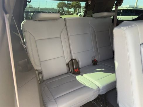 Certified 2023 Chevrolet Tahoe Z71 w/ Luxury Package image 30