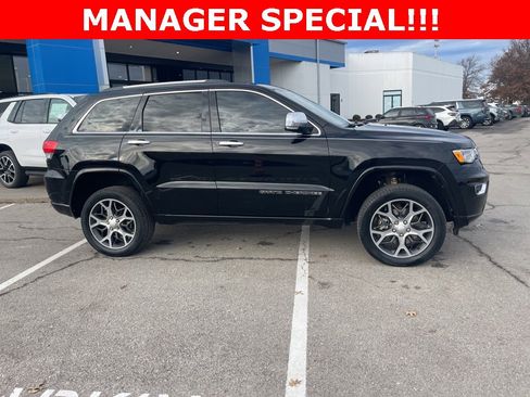Used 2019 Jeep Grand Cherokee Overland image 2