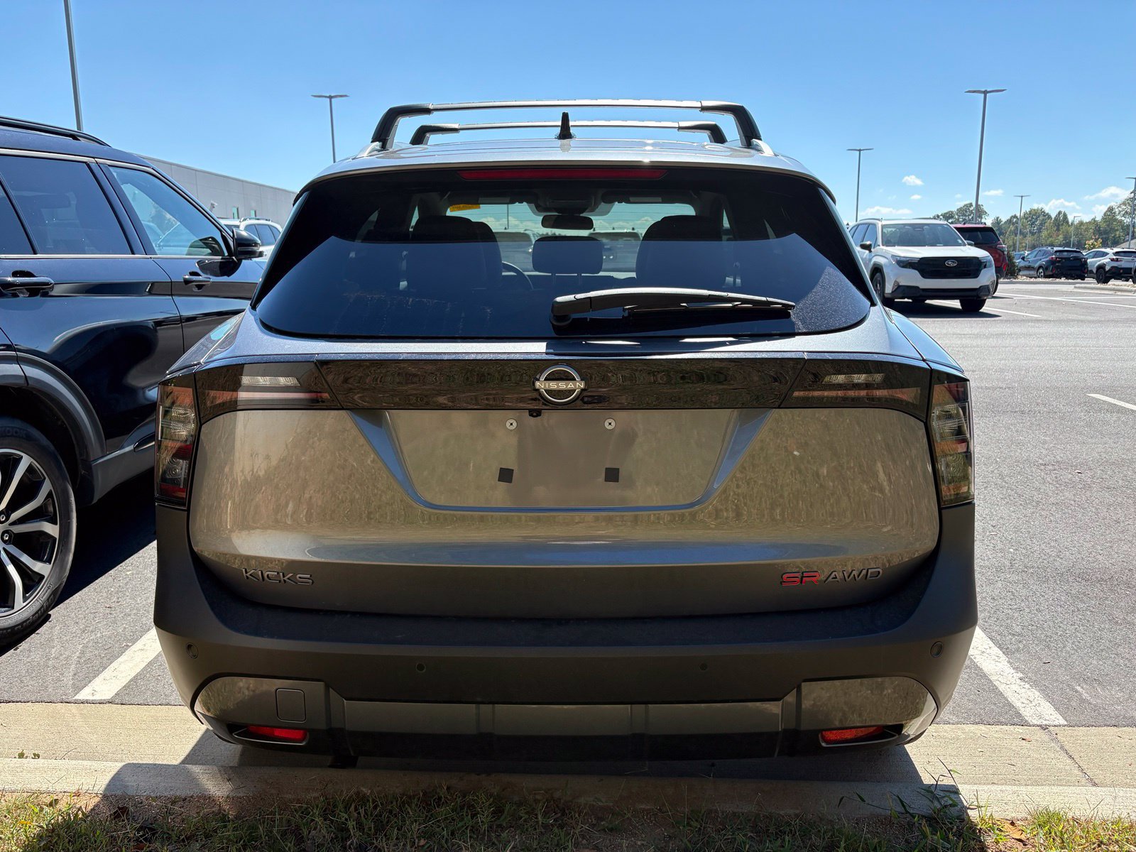 Used 2026 Nissan Kicks SR w/ Cold Weather Package AWD/4WD image 5