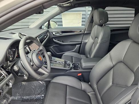 New 2026 Porsche Macan Turbo image 26