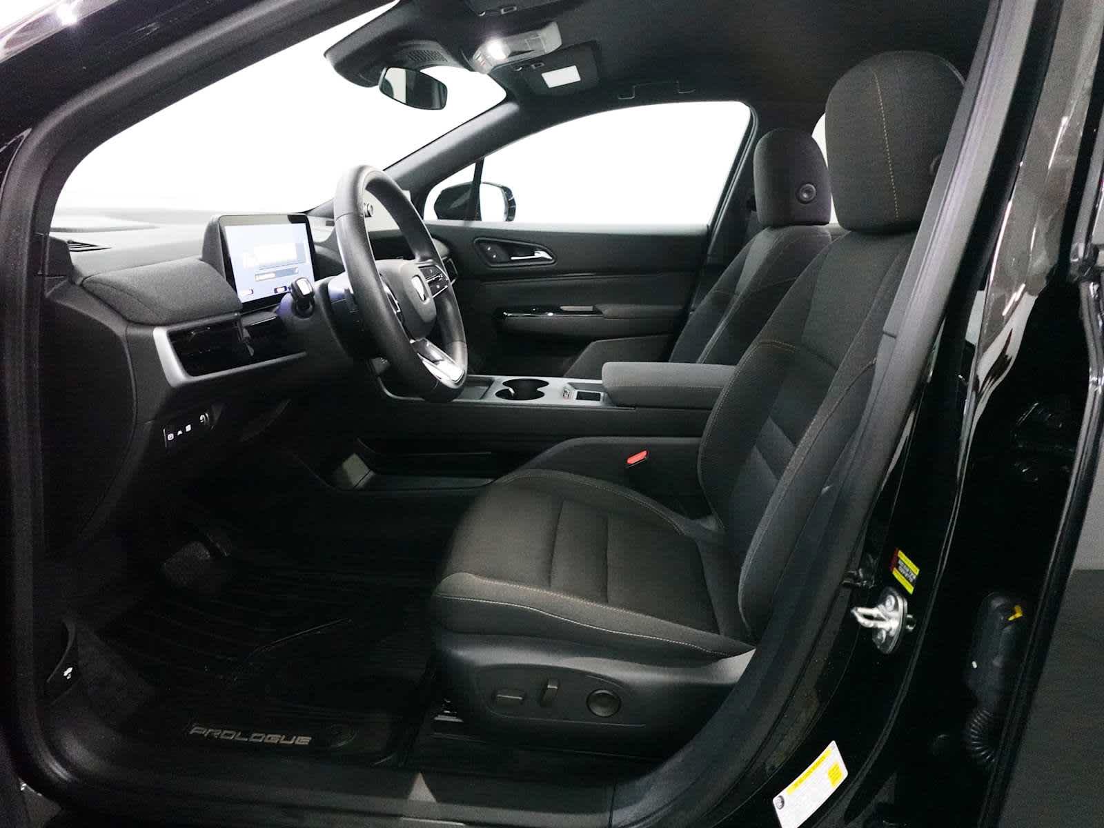 Used 2024 Honda Prologue EX image 12