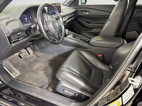 Used 2023 Honda Accord Sport image 10