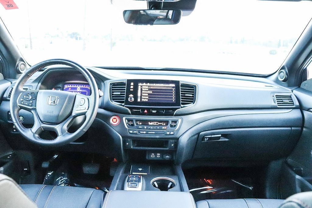 Used 2024 Honda Passport TrailSport image 14