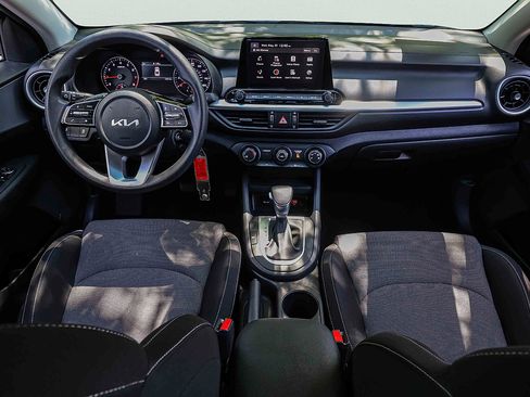 Certified 2024 Kia Forte LXS w/ LXS Technology Package FWD image 20