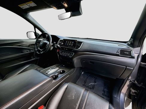Used 2025 Honda Ridgeline TrailSport image 30