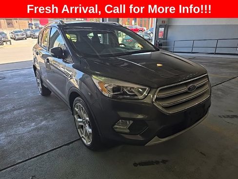 Used 2019 Ford Escape Titanium FWD image 1