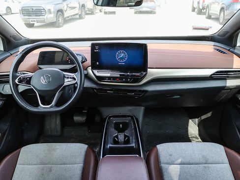 Used 2023 Volkswagen ID.4 Pro image 12