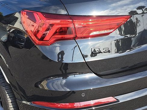 Used 2022 Audi Q3 2.0T Premium AWD/4WD image 37
