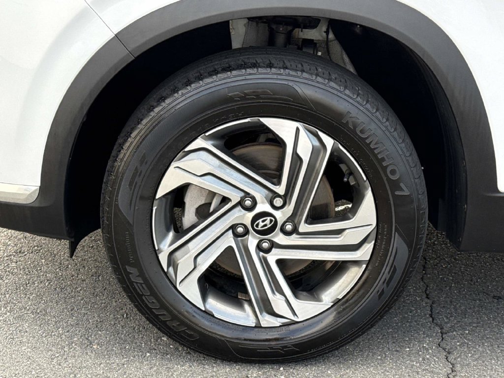 Used 2023 Hyundai Santa Fe SEL w/ Premium Package AWD/4WD image 8