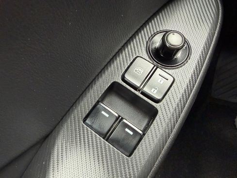 Used 2017 MAZDA MX-5 Miata RF Club RWD image 28