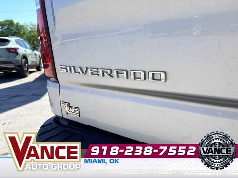 Used 2020 Chevrolet Silverado 1500 RST w/ Texas Edition AWD/4WD image 12