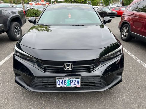 Used 2024 Honda Civic Sport image 2