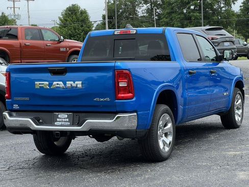Used 2025 RAM 1500 Big Horn AWD/4WD image 40
