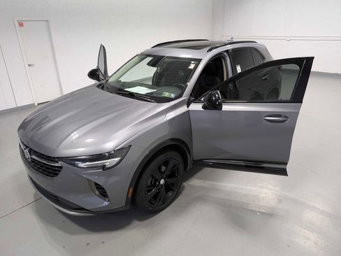 Used 2021 Buick Envision Essence w/ Technology Package I image 15