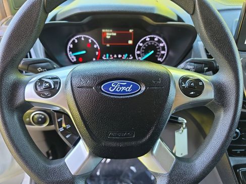 Used 2020 Ford Transit Connect XL FWD image 12