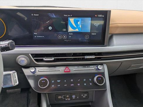 New 2025 Hyundai Sonata Limited image 11