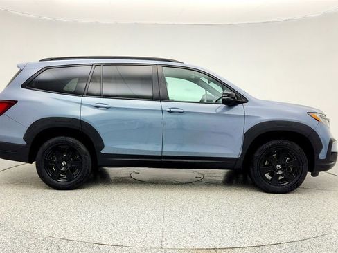 Used 2022 Honda Pilot TrailSport image 4