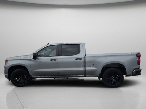 Used 2023 Chevrolet Silverado 1500 Custom AWD/4WD image 19