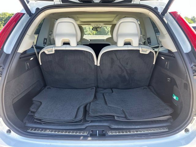 Certified 2025 Volvo XC90 T8 Plus AWD/4WD image 36