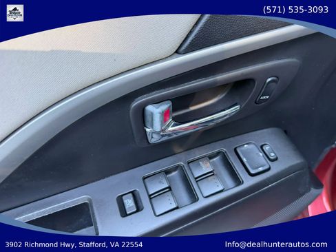 Used 2012 MAZDA MAZDA5 Grand Touring FWD image 19