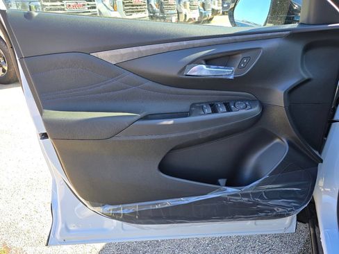 New 2026 Buick Envista Sport Touring w/ Convenience I Package FWD image 12