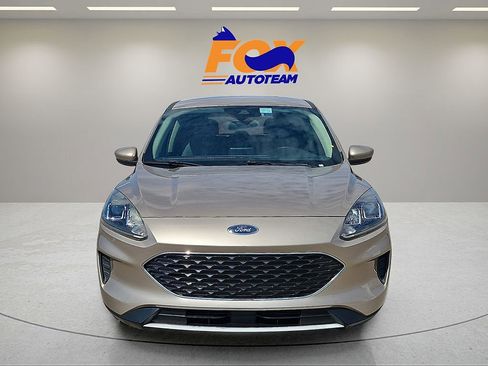 Used 2020 Ford Escape SE image 8