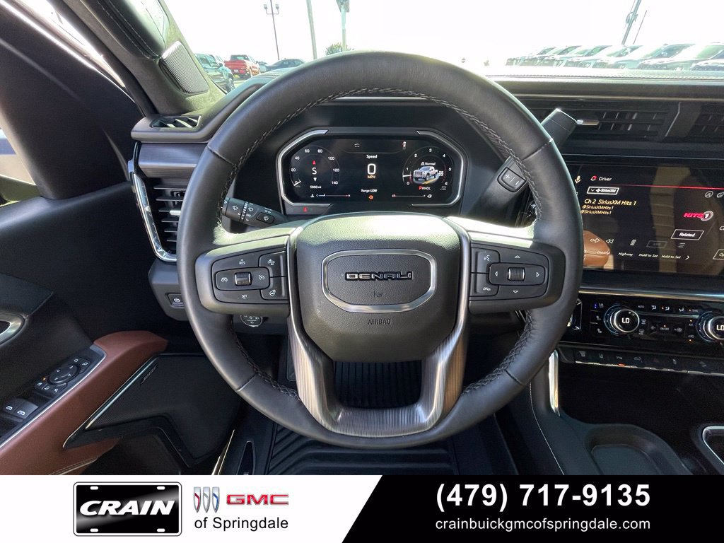 Used 2026 GMC Sierra 2500 Denali Ultimate w/ LPO, Black Badging Package AWD/4WD image 13