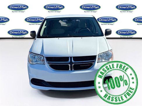 Used 2019 Dodge Grand Caravan SE image 2