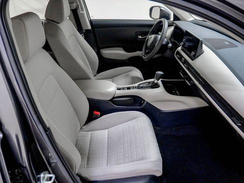 Used 2023 Honda HR-V LX image 29