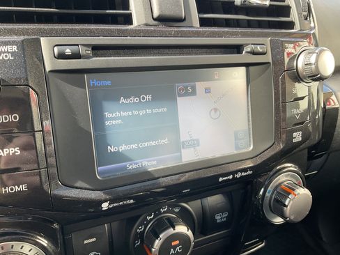 Used 2019 Toyota 4Runner TRD Off-Road Premium AWD/4WD image 28