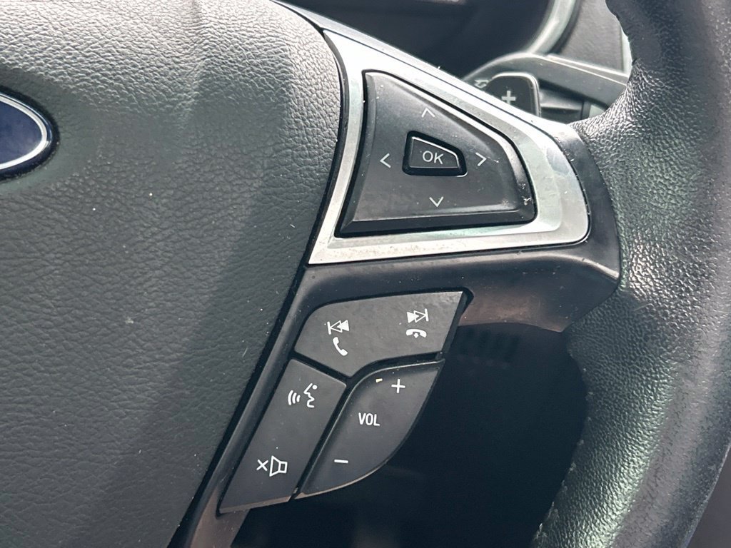 Used 2018 Ford Edge Titanium w/ Equipment Group 302A AWD/4WD image 25