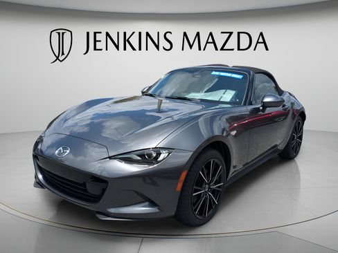New 2026 MAZDA MX-5 Miata Grand Touring RWD image 4