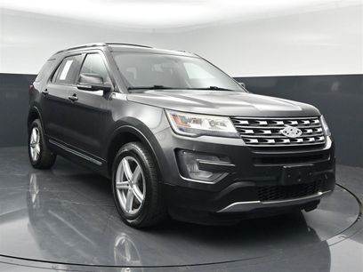 Used 2017 Ford Explorer XLT w/ Equipment Group 202A