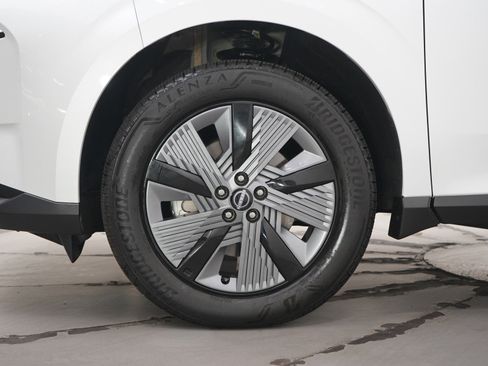 Used 2025 Nissan Murano SL AWD/4WD image 31