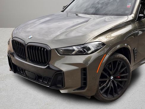 Used 2025 BMW X5 sDrive40i w/ M Sport Package RWD image 27