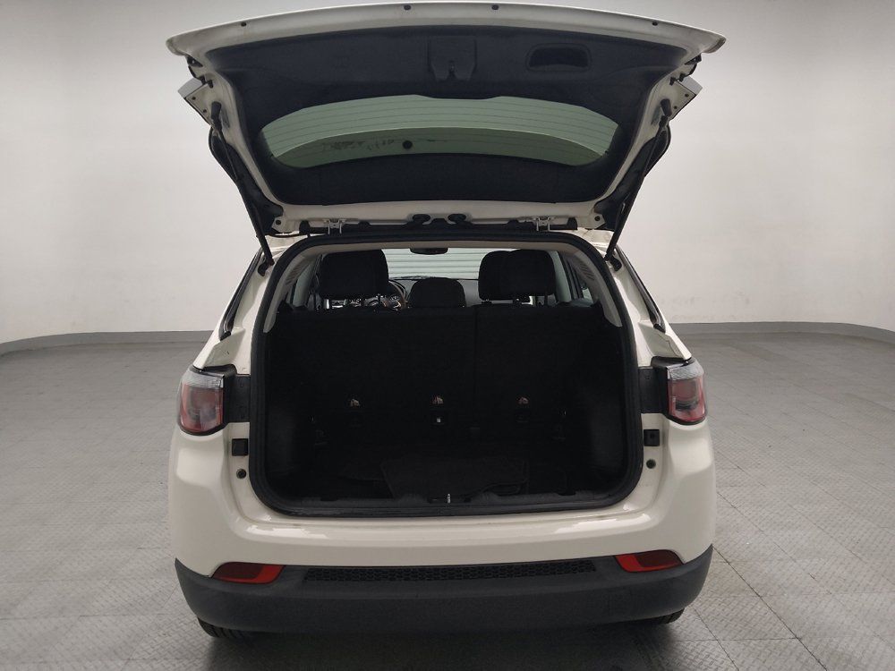Used 2018 Jeep Compass Sport FWD image 29