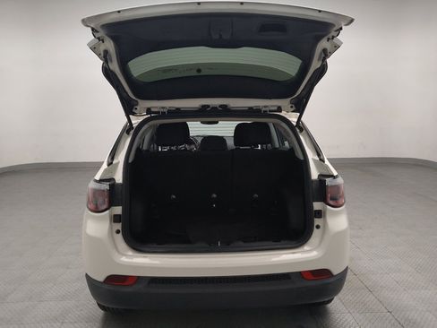 Used 2018 Jeep Compass Sport FWD image 29